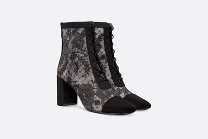 NAUGHTILY-D HEELED ANKLE BOOT